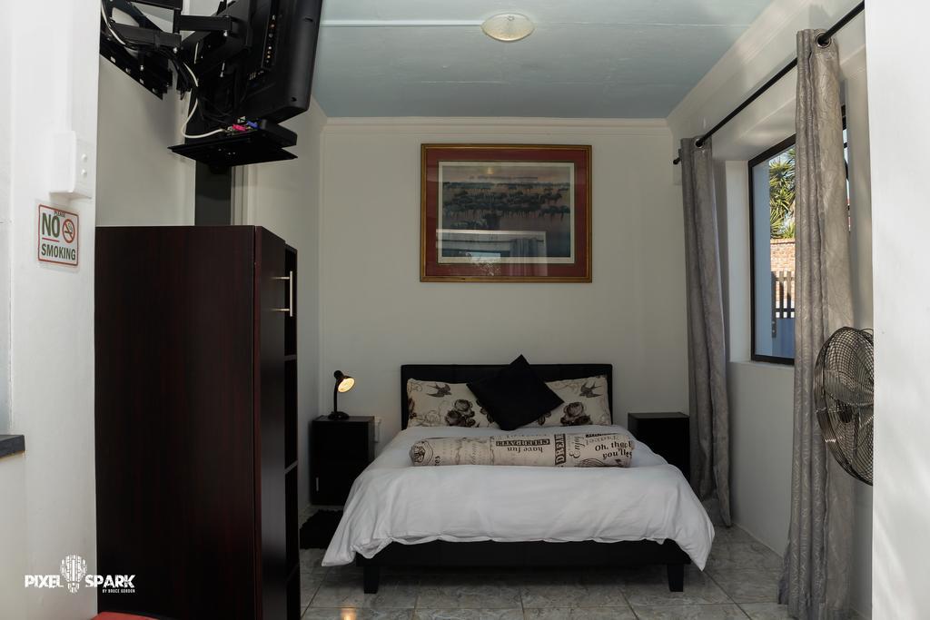 Tyday Accommodation Port Elizabeth Zewnętrze zdjęcie